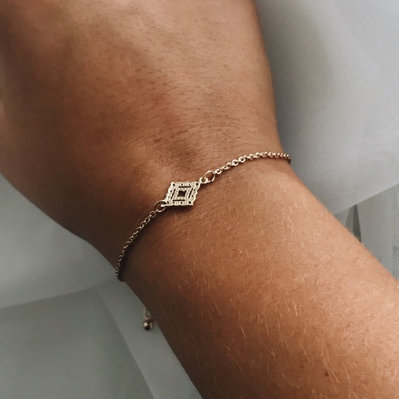 Dainty Bracelet 9” - Picture 4 of 7